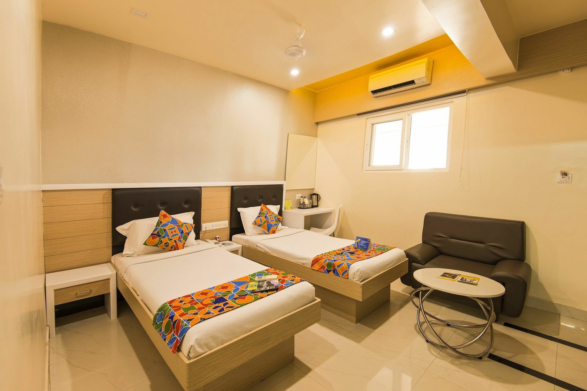 Fabhotel Prime Arunaachalaa Residency Madras Buitenkant foto