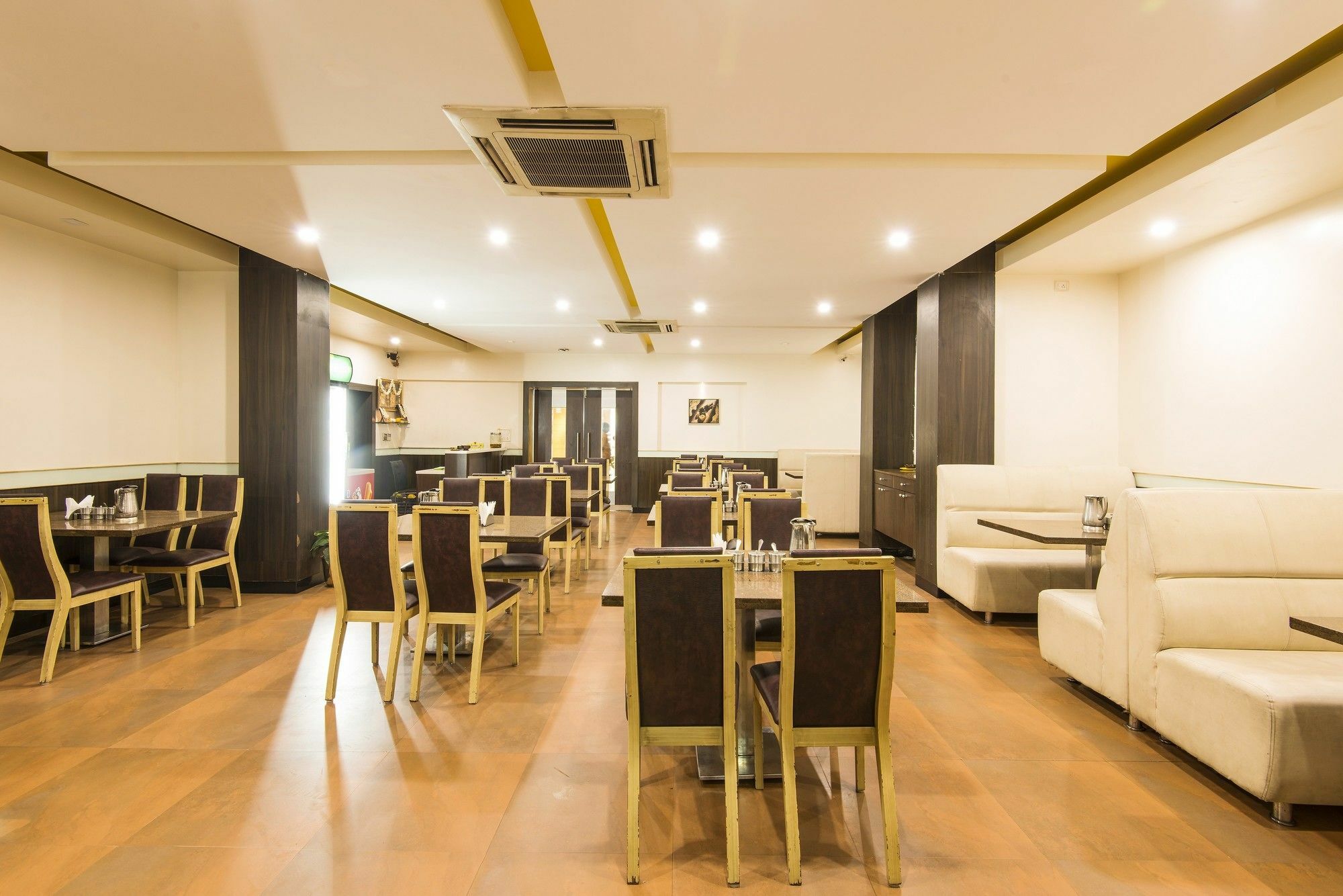 Fabhotel Prime Arunaachalaa Residency Madras Buitenkant foto