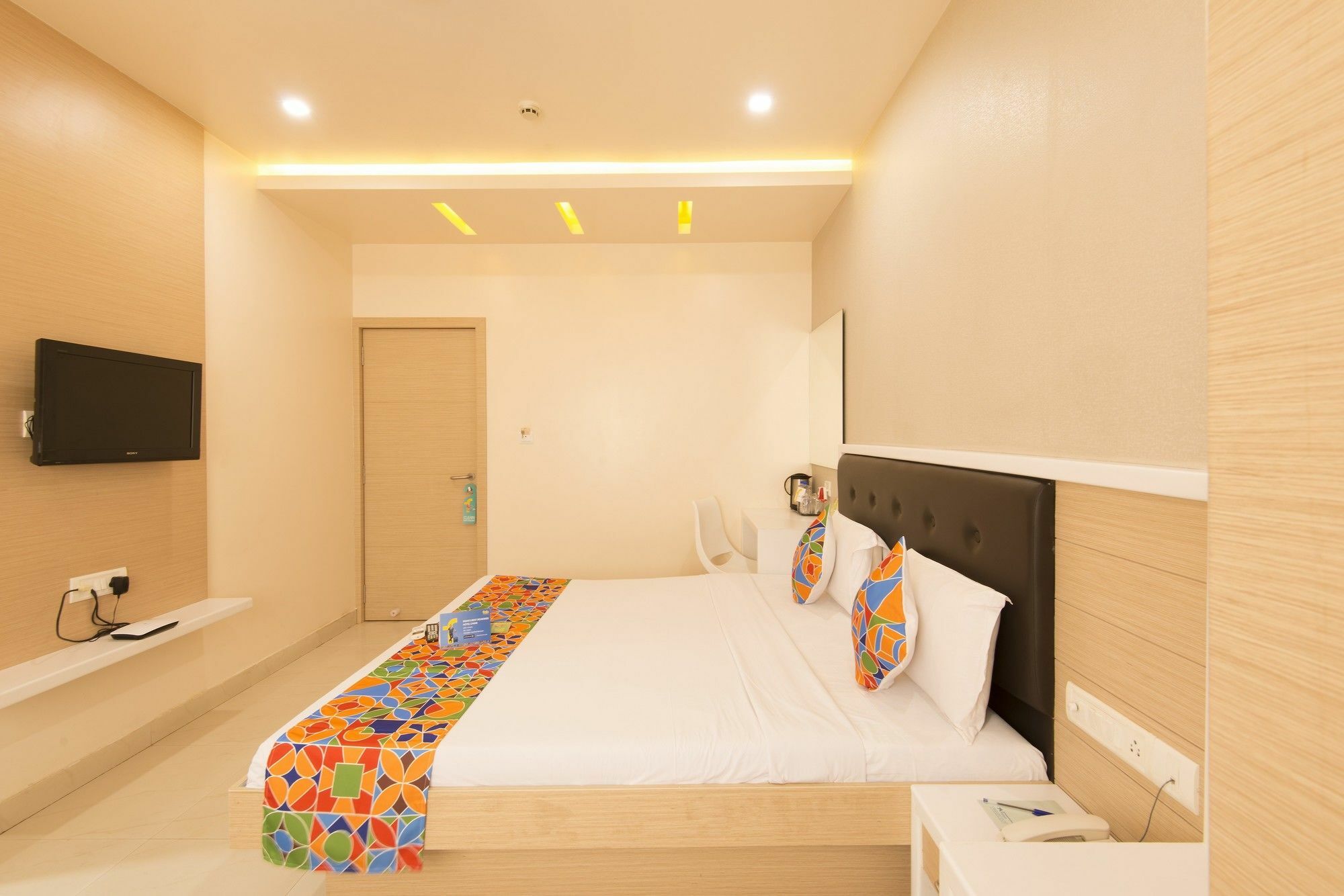 Fabhotel Prime Arunaachalaa Residency Madras Buitenkant foto