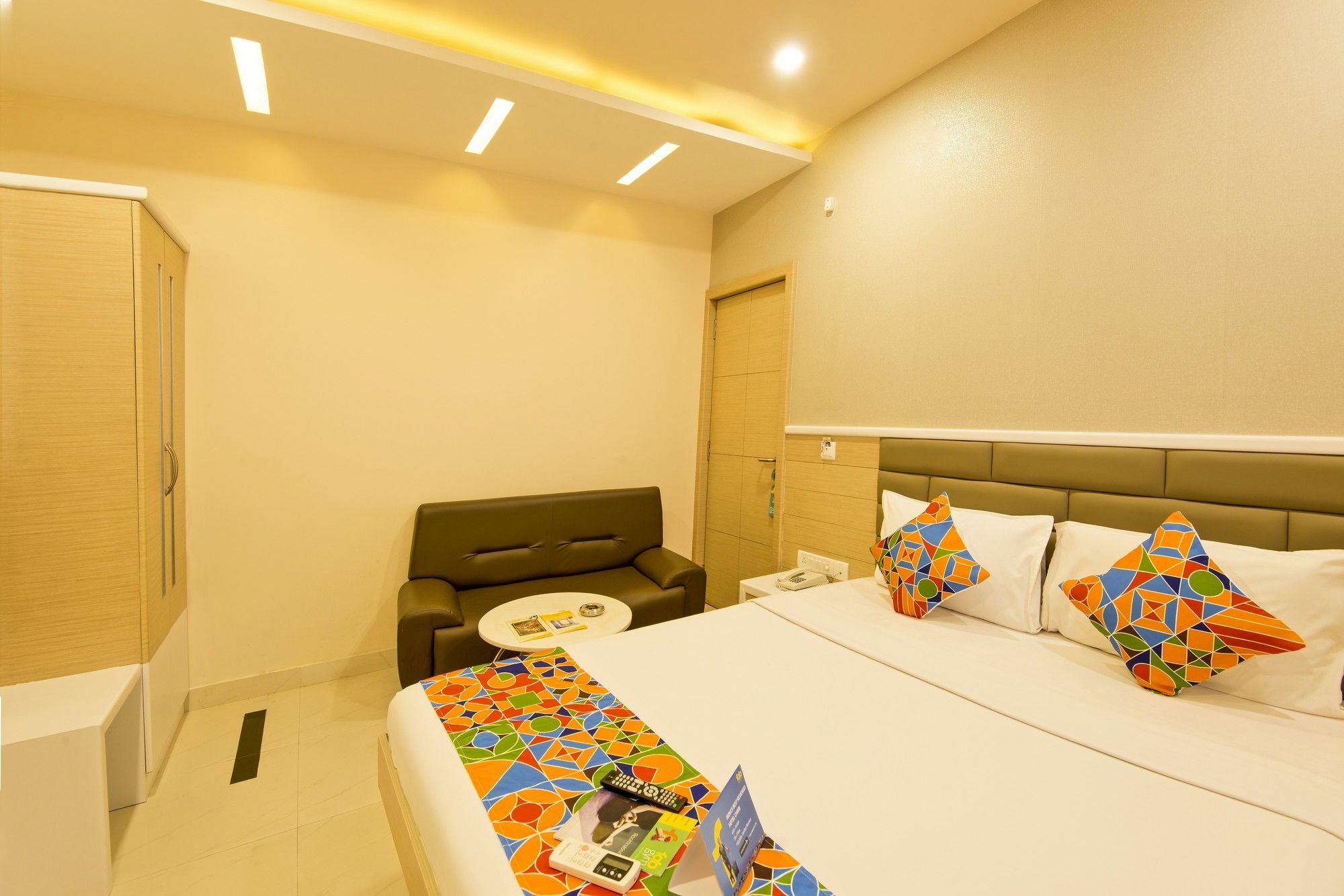 Fabhotel Prime Arunaachalaa Residency Madras Buitenkant foto