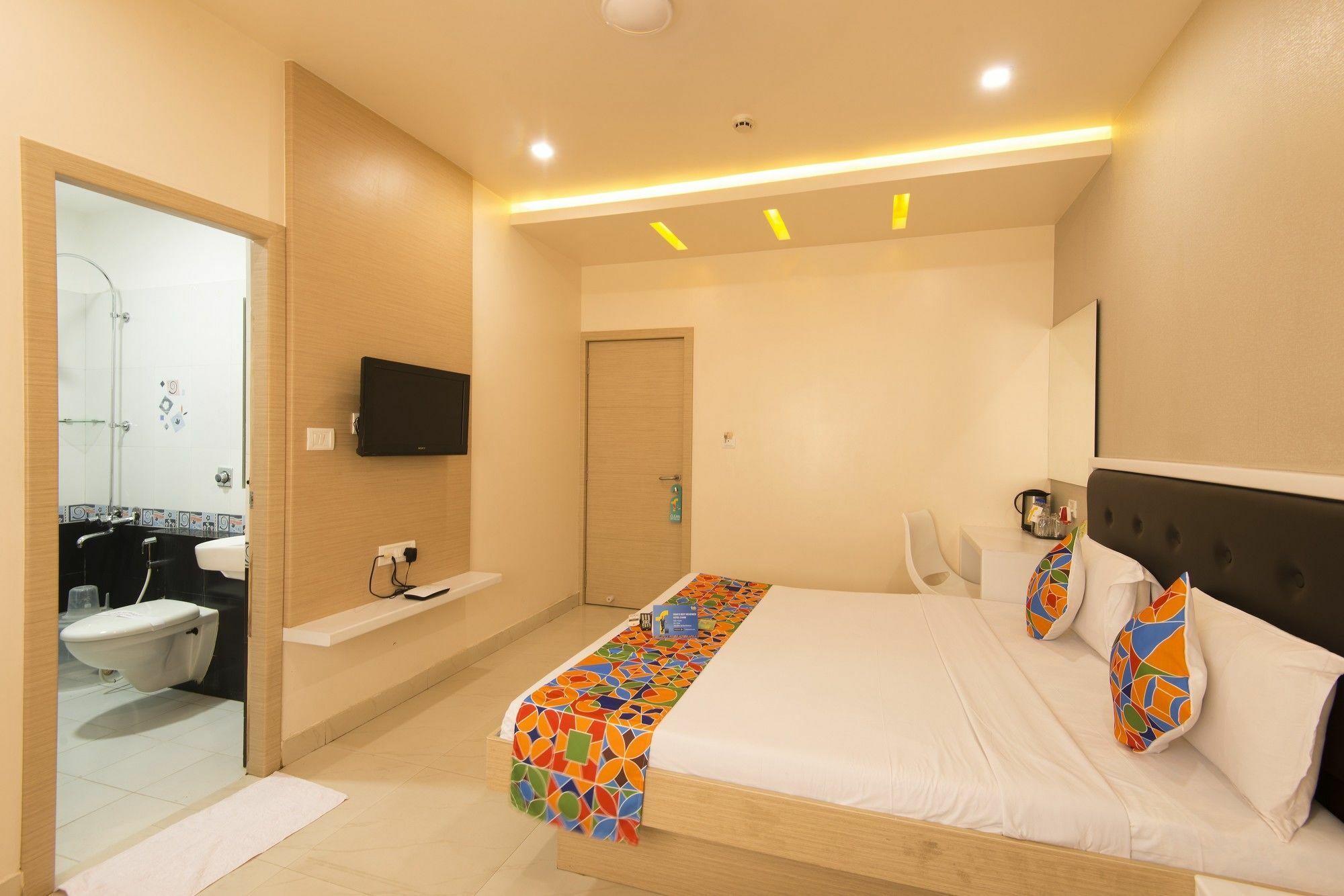 Fabhotel Prime Arunaachalaa Residency Madras Buitenkant foto