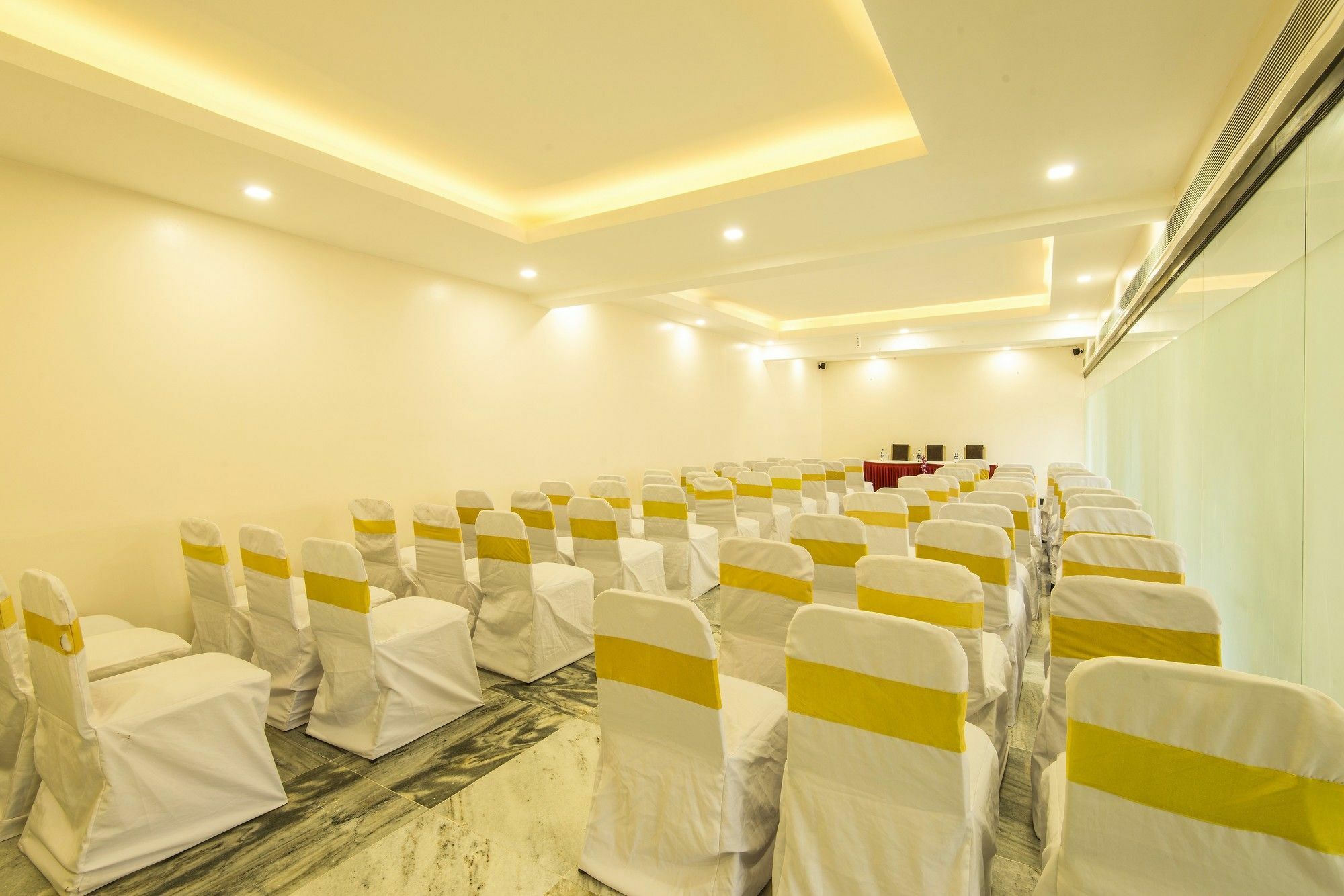 Fabhotel Prime Arunaachalaa Residency Madras Buitenkant foto