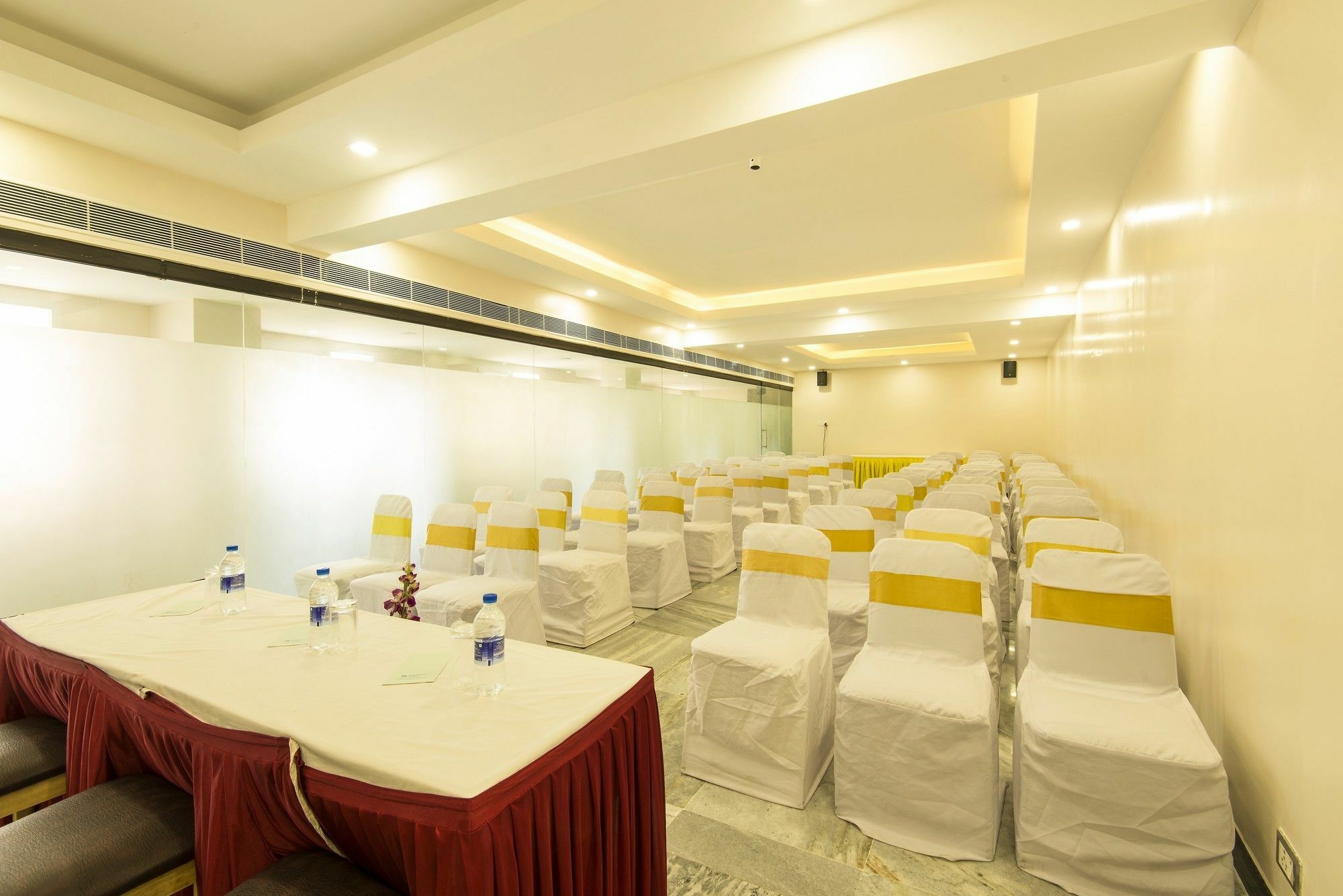 Fabhotel Prime Arunaachalaa Residency Madras Buitenkant foto