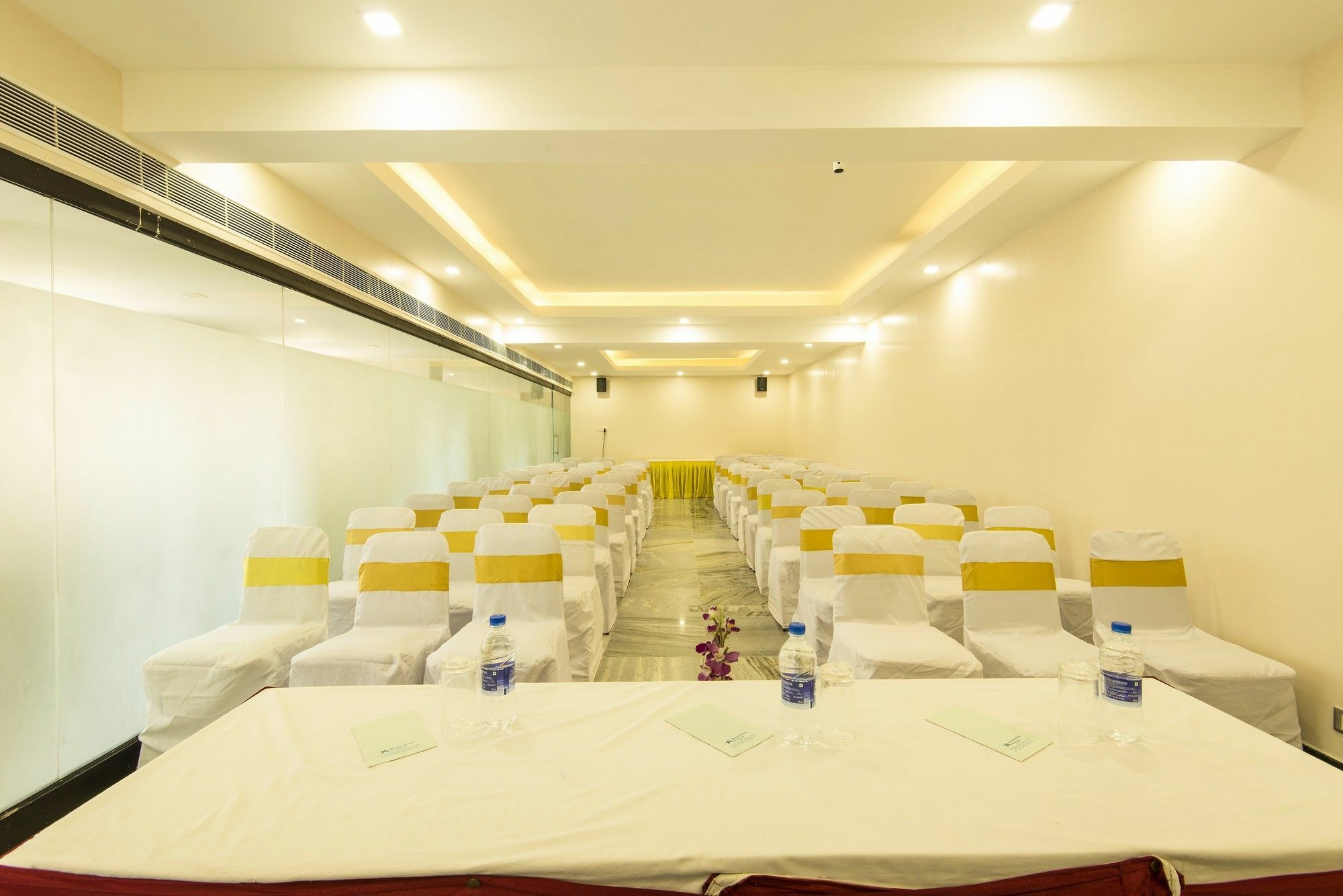 Fabhotel Prime Arunaachalaa Residency Madras Buitenkant foto